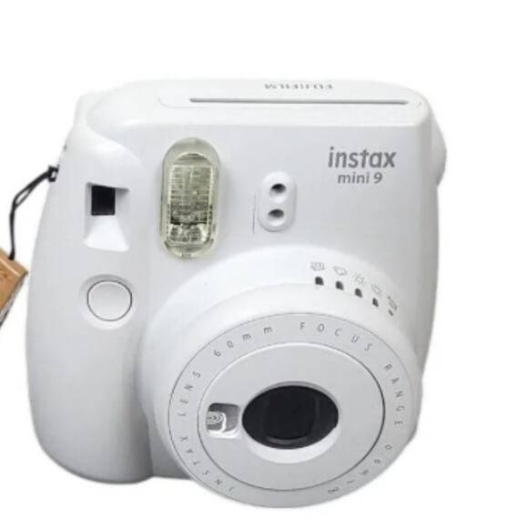 Fujifilm Instax Mini 9 Instant Camera - Smokey White